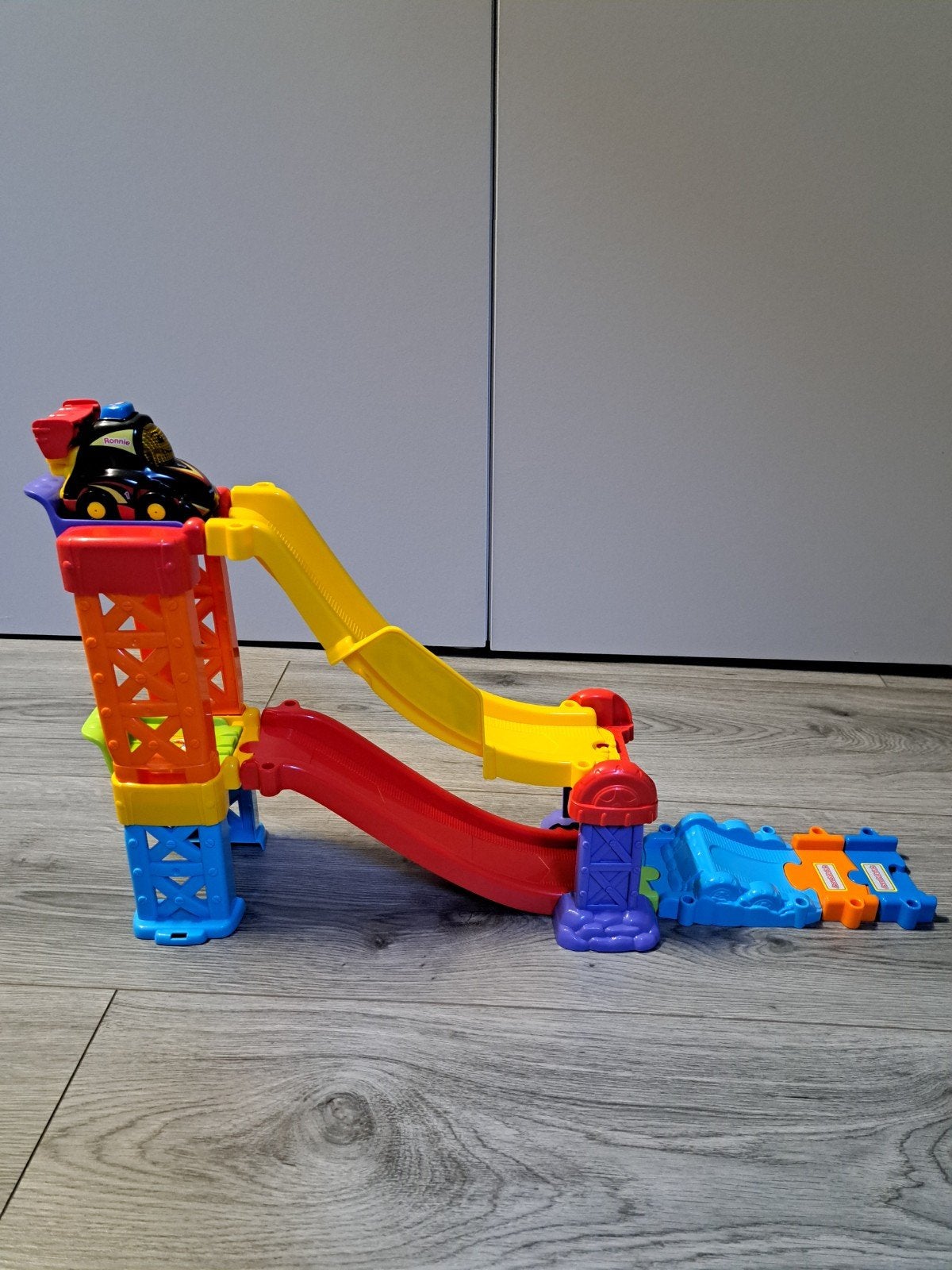 VTech Toet Toet Auto's Race Schans met Raceauto, Kinderen en Baby's, Overige merken, Racebaan, Zelf te bouwen, Ophalen of Verzenden