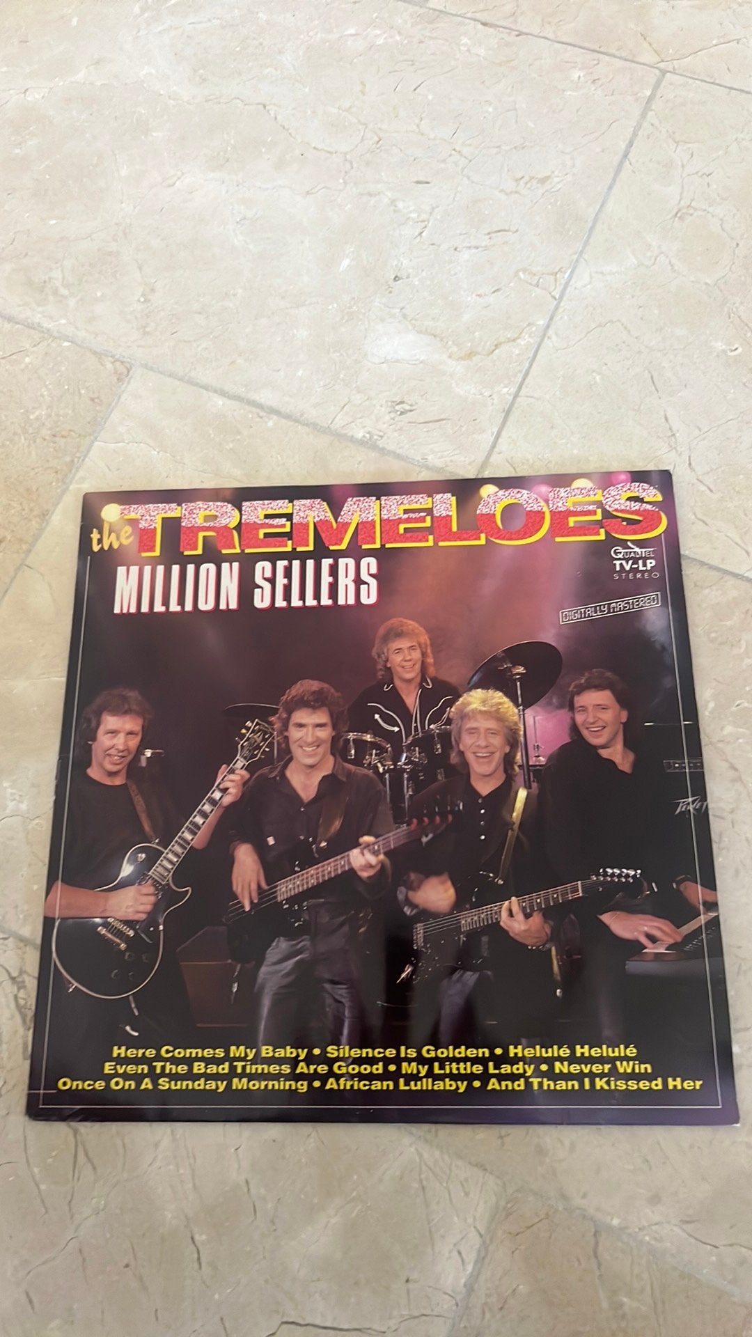 LP the tremeloes million sellers, Cd's en Dvd's, Ophalen of Verzenden, Zo goed als nieuw, 12 inch, Poprock