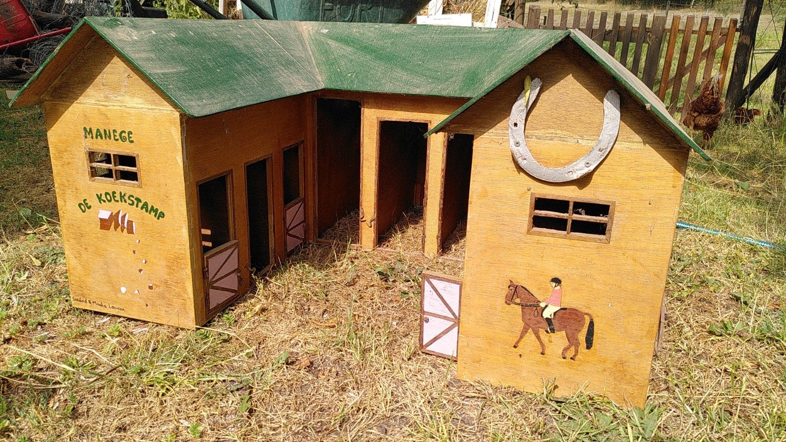 Houten speelgoed manege/paardenstal, Ophalen, Gebruikt, Jongen of Meisje