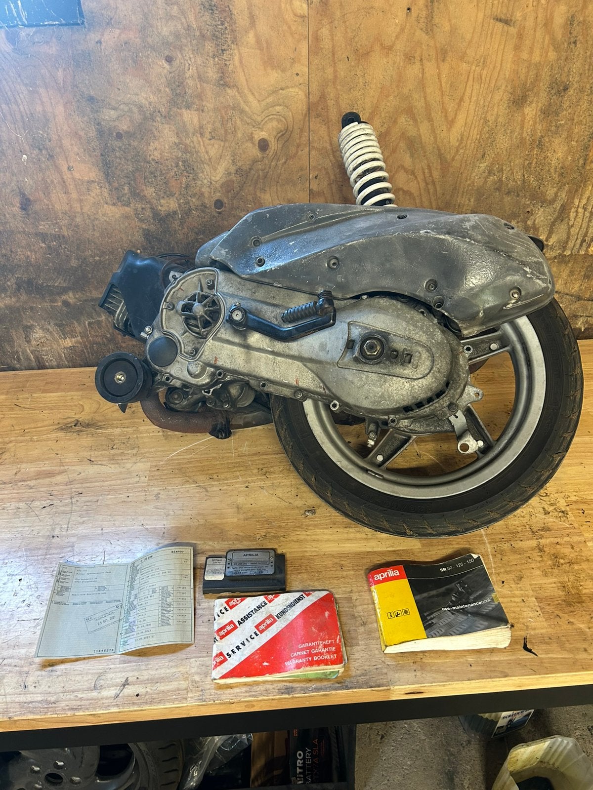 125cc DD DG piaggio motorblok MET PAPIEREN, Ophalen of Verzenden