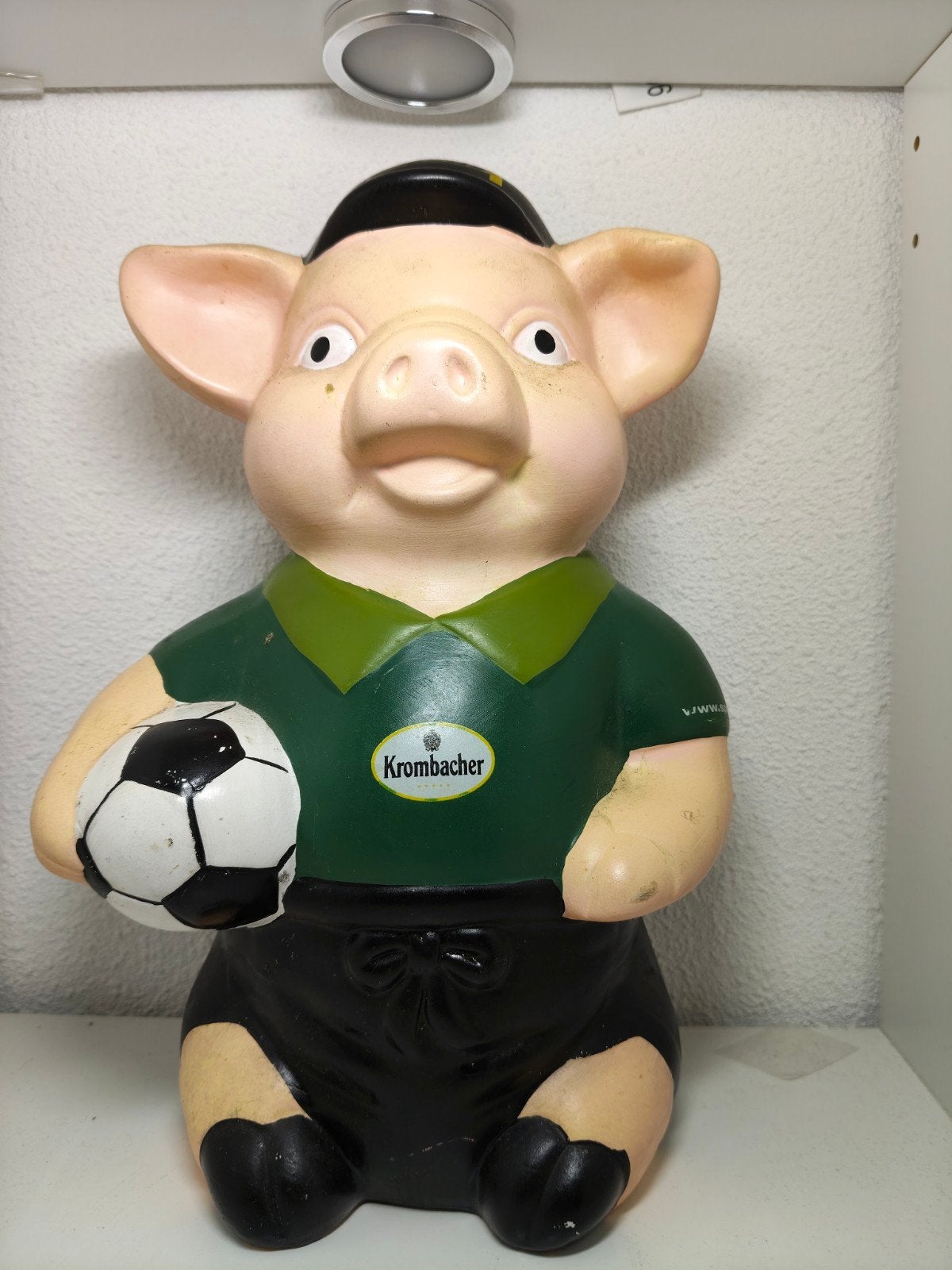Phrasenschwein  Krombacher Sport1 keramiek varken spaarpot, Verzamelen, Spaarpotten, Ophalen of Verzenden, Gebruikt, Steen, Aardewerk of Keramiek