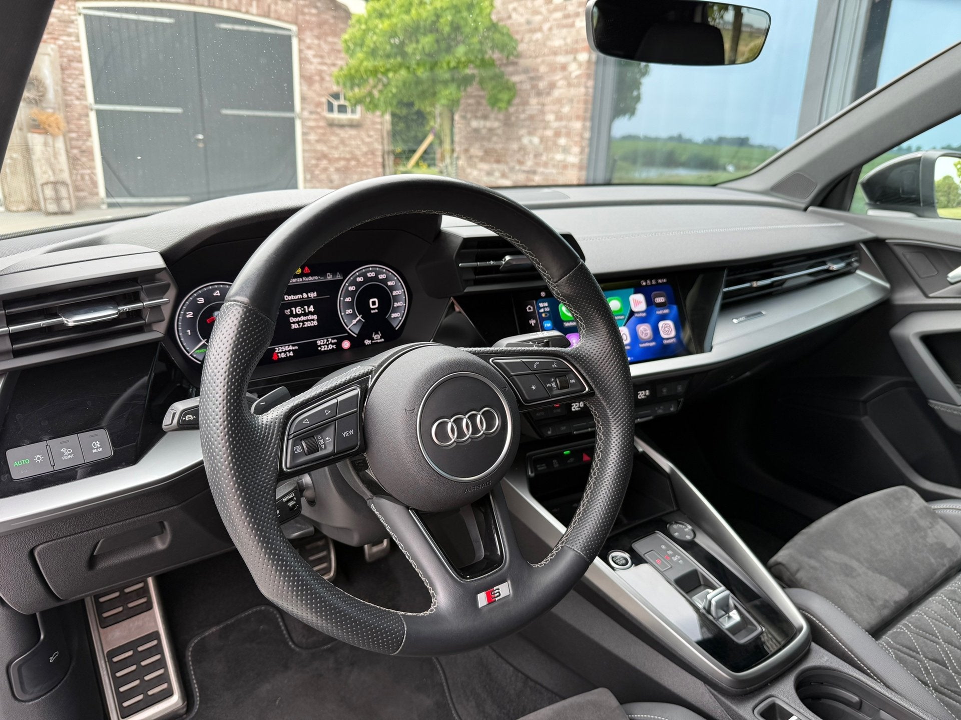 Foto 21 van Audi A3 Sportback 40 TFSI hybride S-line