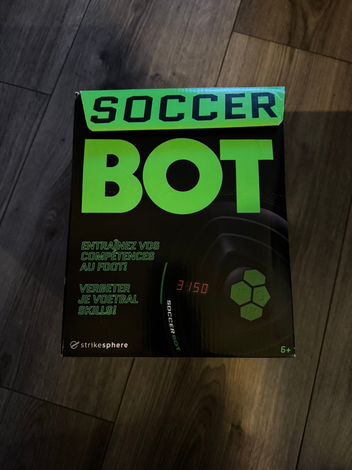 Soccer bot, Ophalen of Verzenden, Zo goed als nieuw