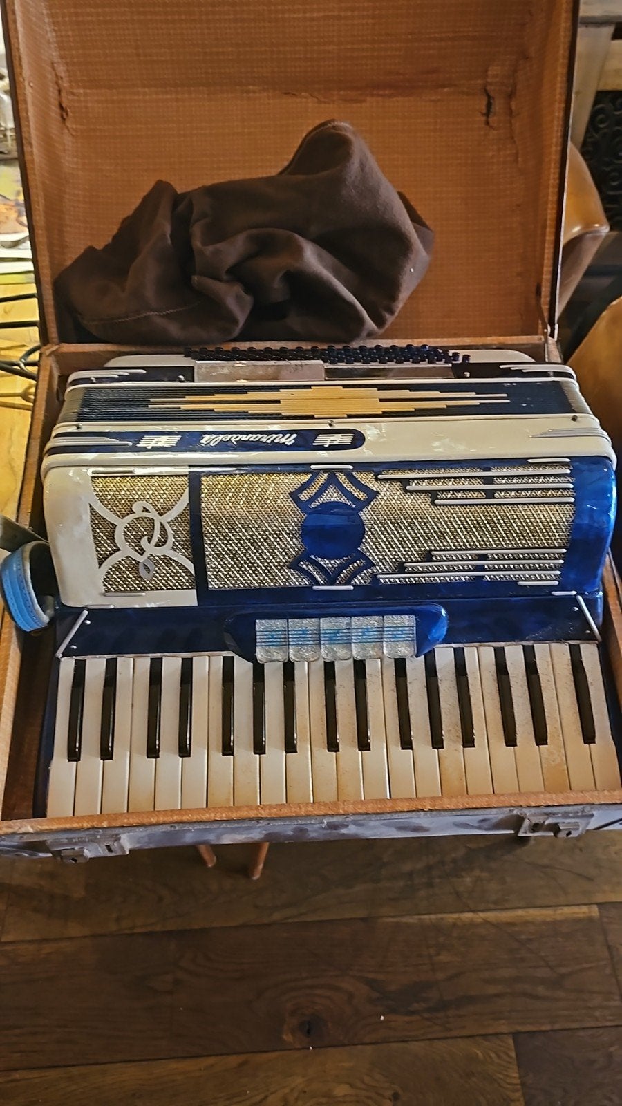 Mirandola accordeon met koffer - Blauw/Wit, Muziek en Instrumenten, Accordeons, Overige merken, Gebruikt, Overige formaten, Met koffer