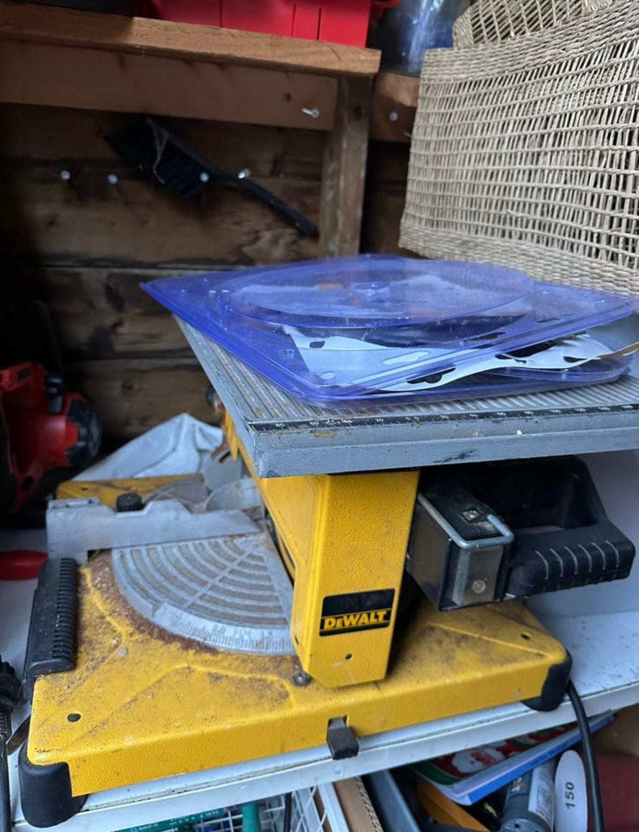 DeWalt afkortzaag en tafelzaag + extra nieuw zaagblad, Ophalen, 70 mm of meer, Overige typen, Zo goed als nieuw
