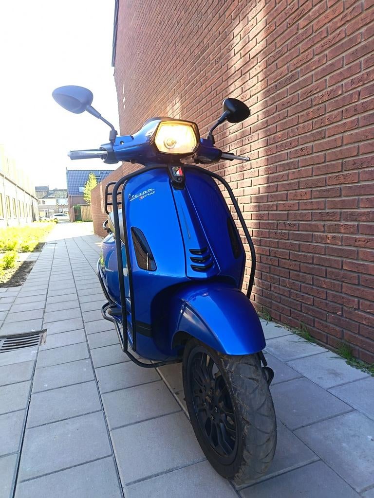Vespa Sprint 2017 Blauw - Vol Opties, Fietsen en Brommers, Scooters | Vespa, Ophalen, Gebruikt, Overige modellen, Maximaal 45 km/u
