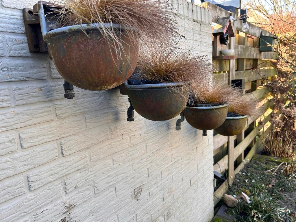 4 watertroggen voor planten in de tuin, Ophalen, Gebruikt, Rond, Metaal