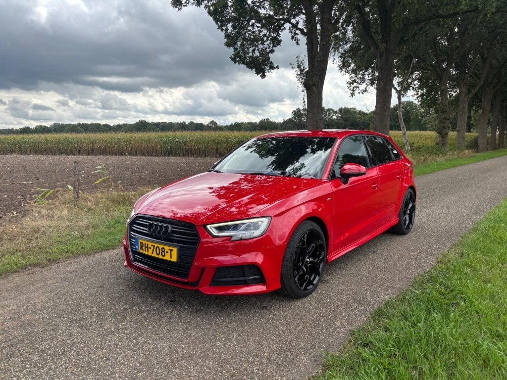 Audi A3 Sportback 1.0 TFSI S-line | Half Leder | Navi | Crui, Gebruikt, Euro 6, Origineel Nederlands, Bedrijf