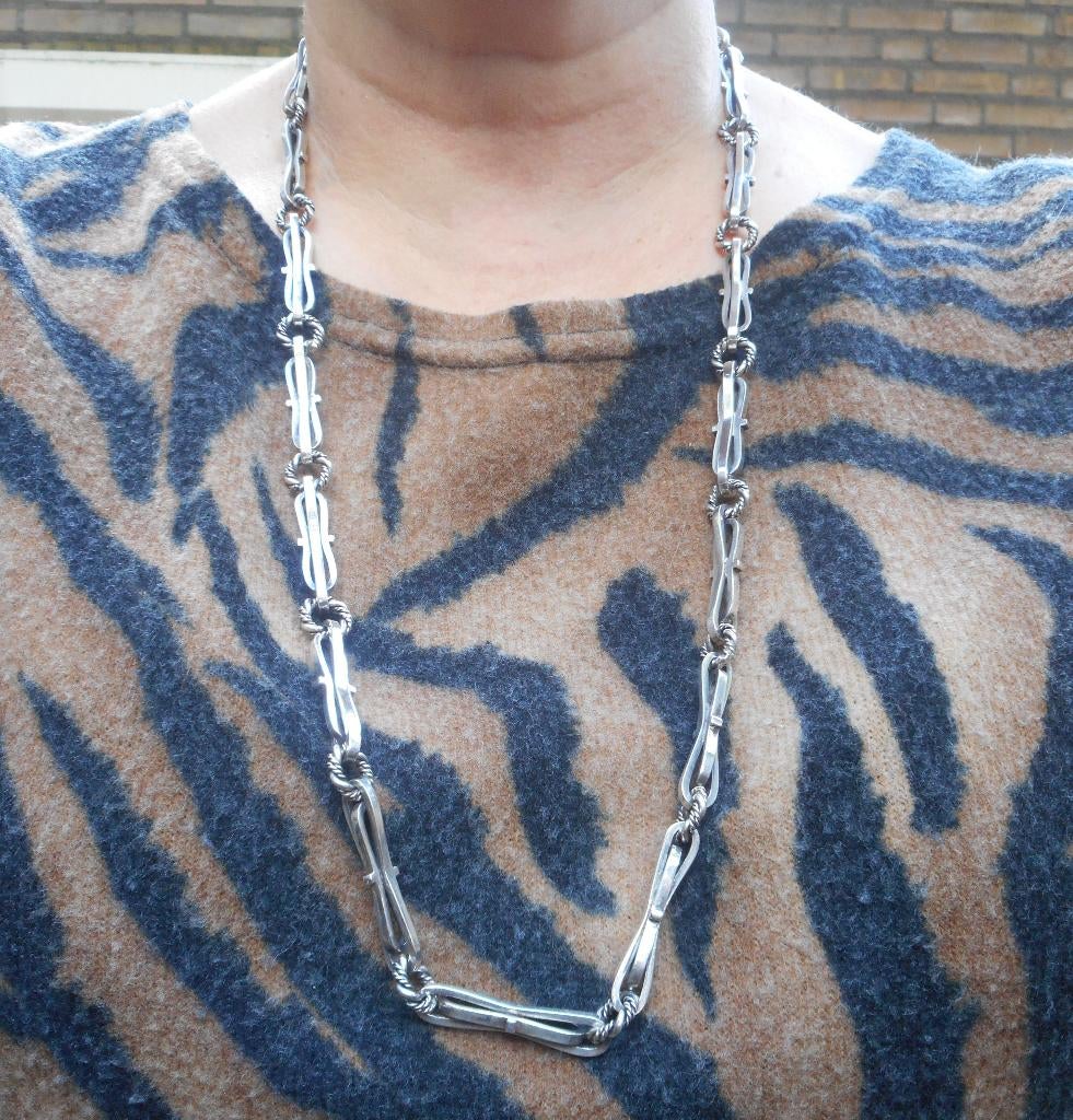 Zilveren lange zware modernist schakel ketting nr.298, Sieraden, Tassen en Uiterlijk, Kettingen, Verzenden, Zo goed als nieuw