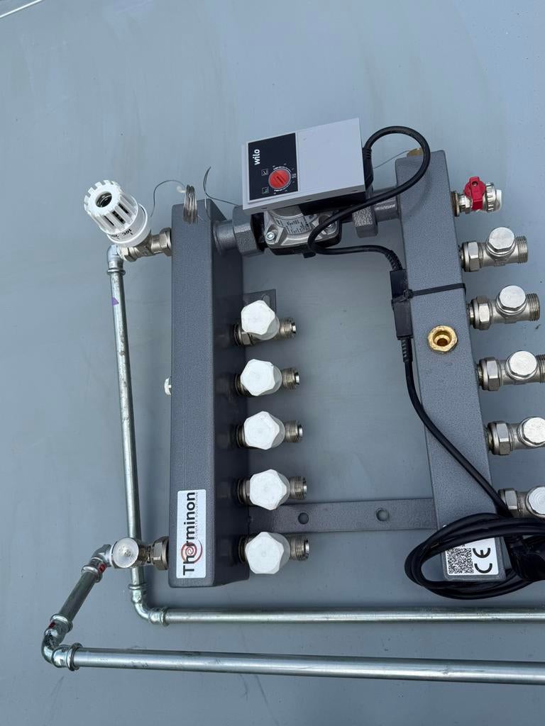 Therminon vloerverwarmings verdeler, Ophalen, Gebruikt, Minder dan 30 cm, Overige typen