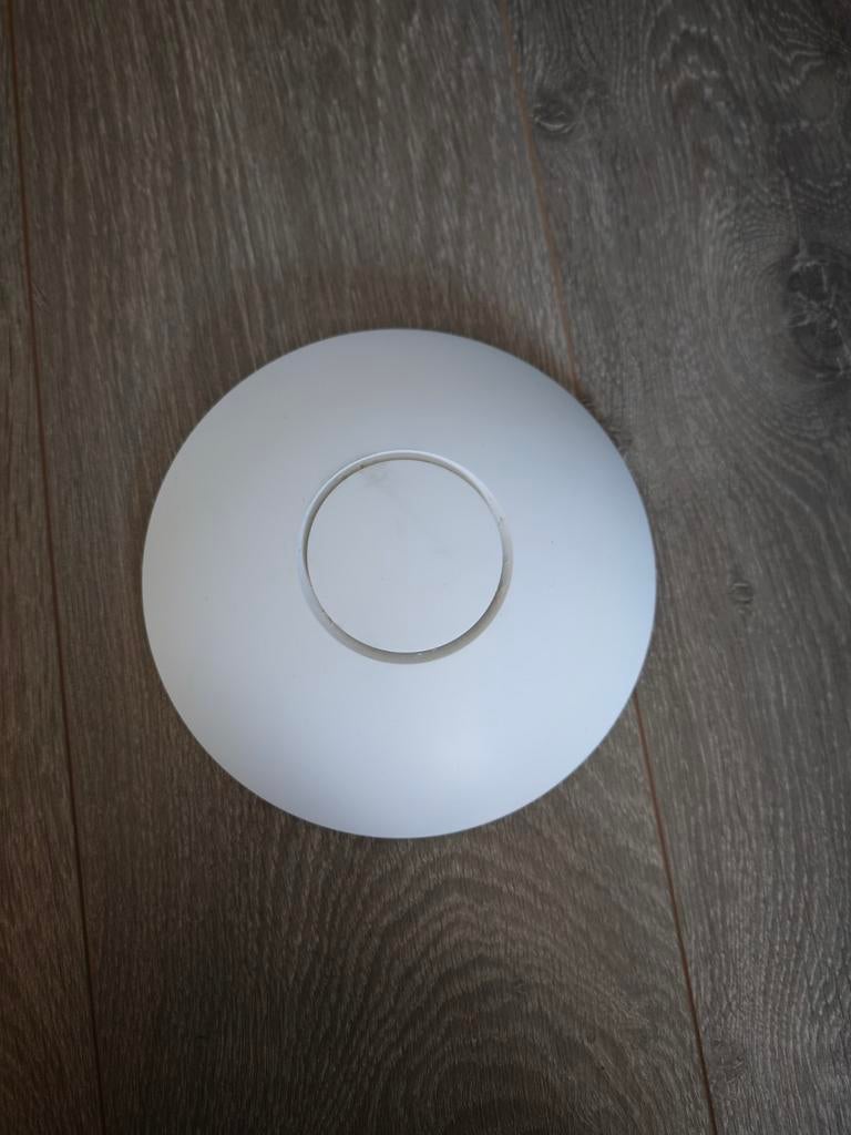 Ubiquiti UniFi AP AC LR Access Point, Ophalen of Verzenden, Gebruikt, Ubiquiti