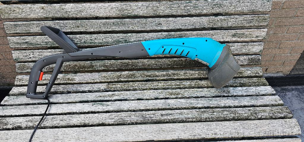 Grastrimmer Gardena Husqvarna, Ophalen, Gebruikt, 10 tot 30 cm, Elektrisch