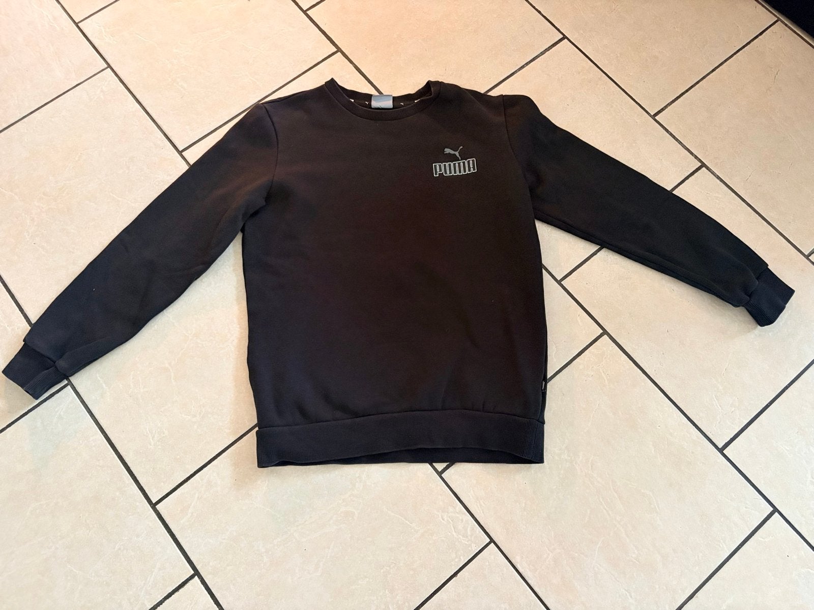 Puma sweater jongens maat XS, Ophalen