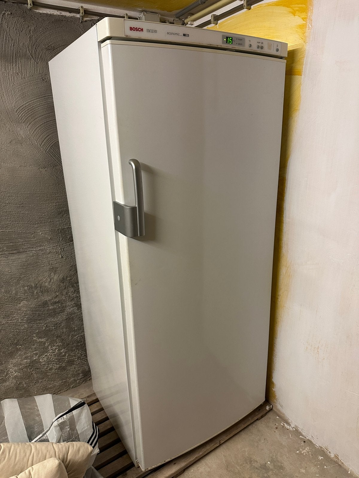 Bosch Exclusiv Vriezer, Witgoed en Apparatuur, Koelkasten en IJskasten, Ophalen, 200 liter of meer, 60 cm of meer, Met aparte vriezer