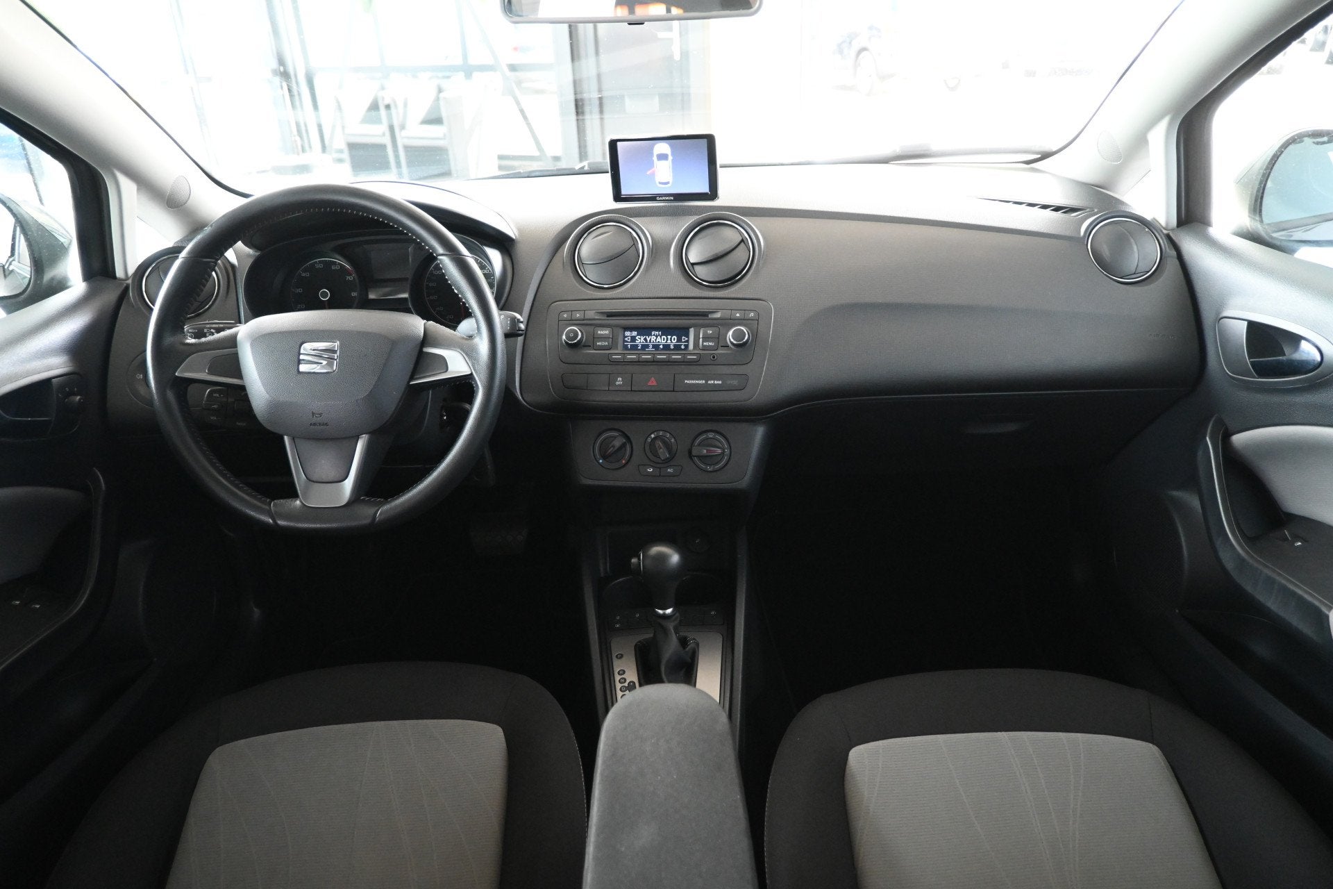 SEAT Ibiza ST 1.2 TSI Automaat Style Airco Navigatie Cruise, Euro 5, Stof, Gebruikt, Met garantie (alle)