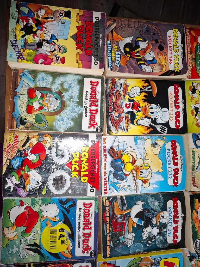 Donald Duck Pockets, Meerdere comics, Ophalen of Verzenden, Gelezen, Europa