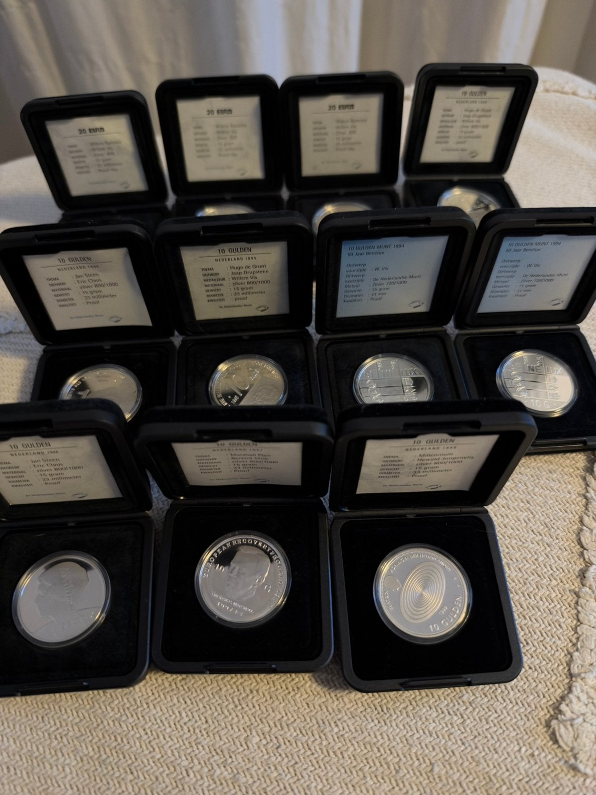 11 zilveren NL  munten in cassettes, Ophalen of Verzenden, Koningin Beatrix, Setje, Zilver