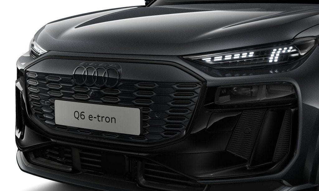 Audi Q6 e-tron S edition 100 kWh | Trekhaak | Adaptieve Luch, Auto's, Audi, Achterwielaandrijving, Gebruikt, 100 kWh, 252 pk