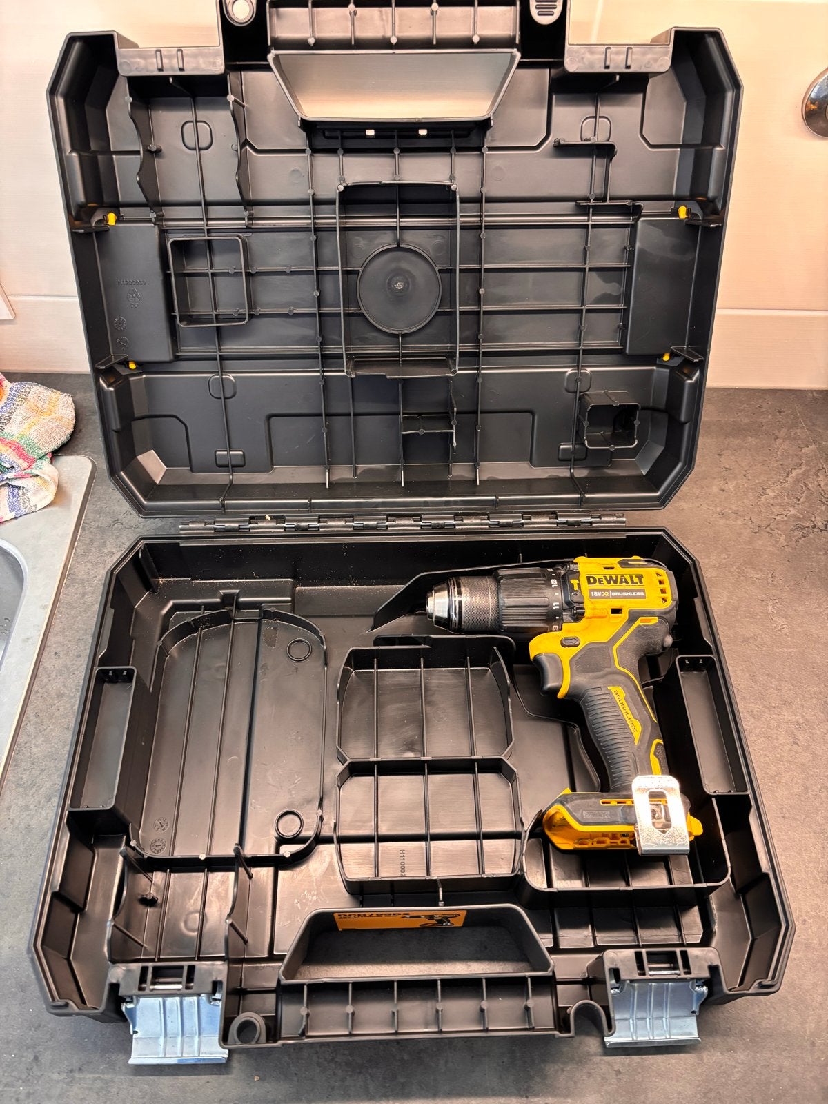 Dewalt Accu Boormachine DCD709 met T-STAK Koffer, Doe-het-zelf en Verbouw, Gereedschap | Boormachines, Gebruikt, Ophalen of Verzenden