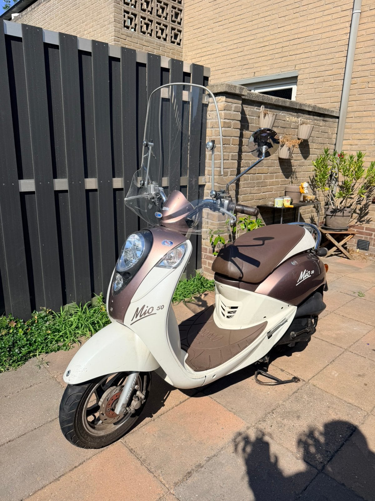 Sym Mio 50 scooter met windscherm, Gebruikt, Maximaal 45 km/u, Benzine, Ophalen