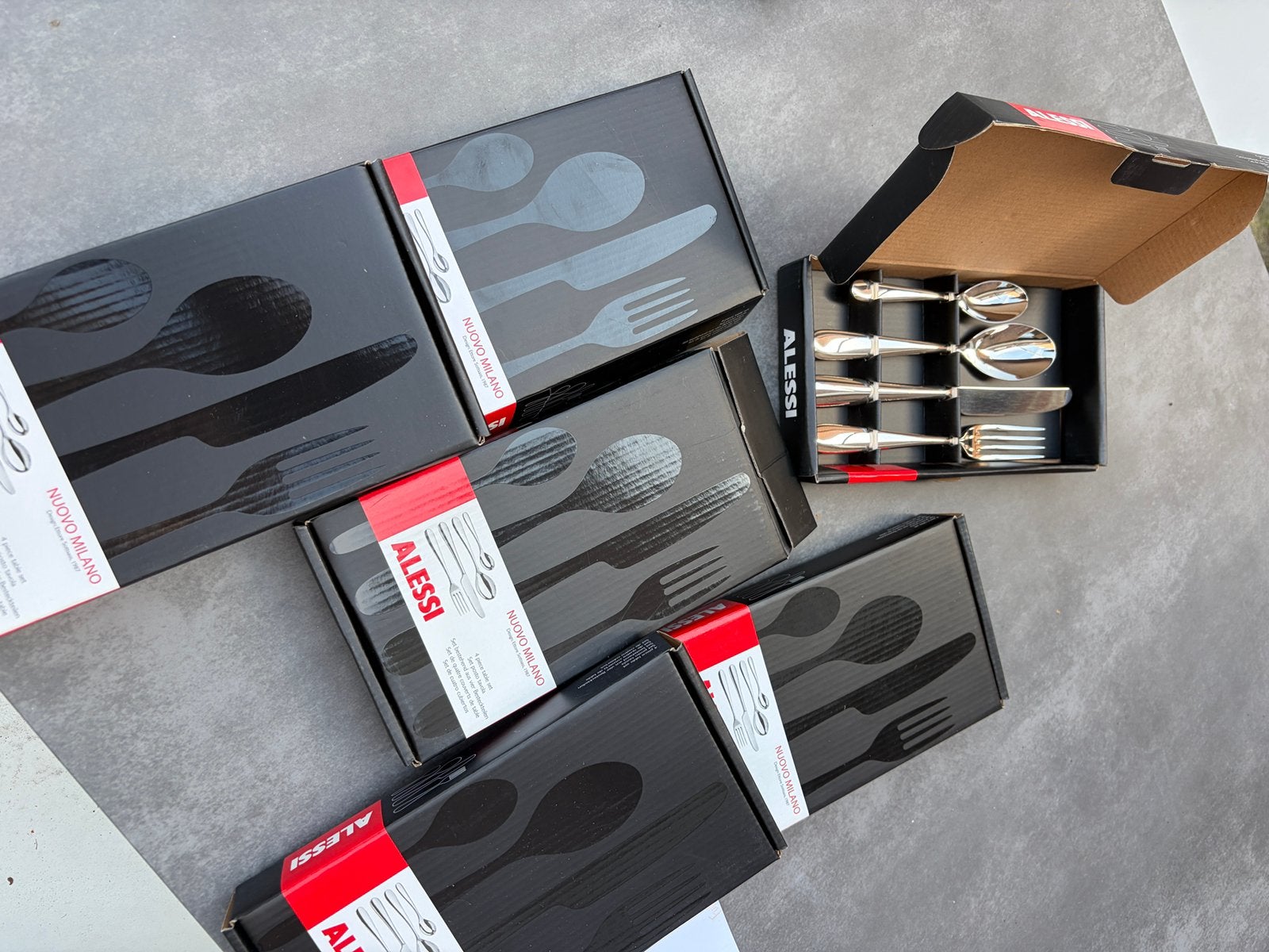Alessi nuovo milano bestekset, Computers en Software, Ophalen of Verzenden, Nieuw, Overige typen