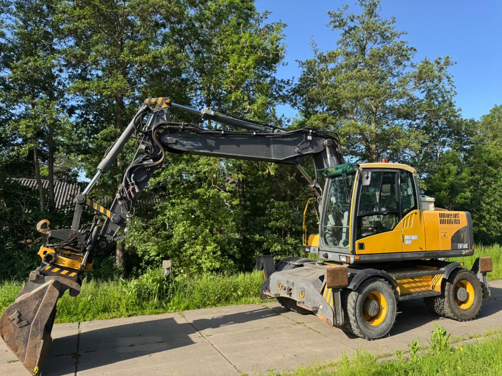 Volvo 160C, Ophalen, Wiellader of Shovel