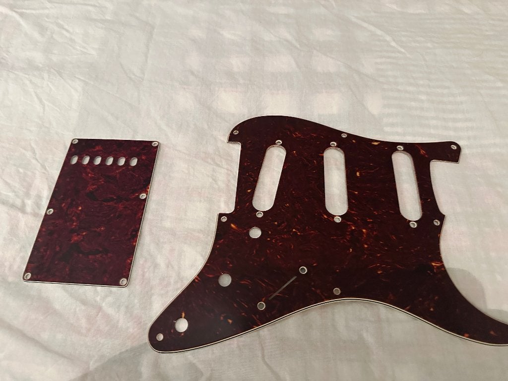 Slagplaat en tremelo afdekplaat Fender stratocaster Tortoise, Muziek en Instrumenten, Ophalen of Verzenden, Zo goed als nieuw