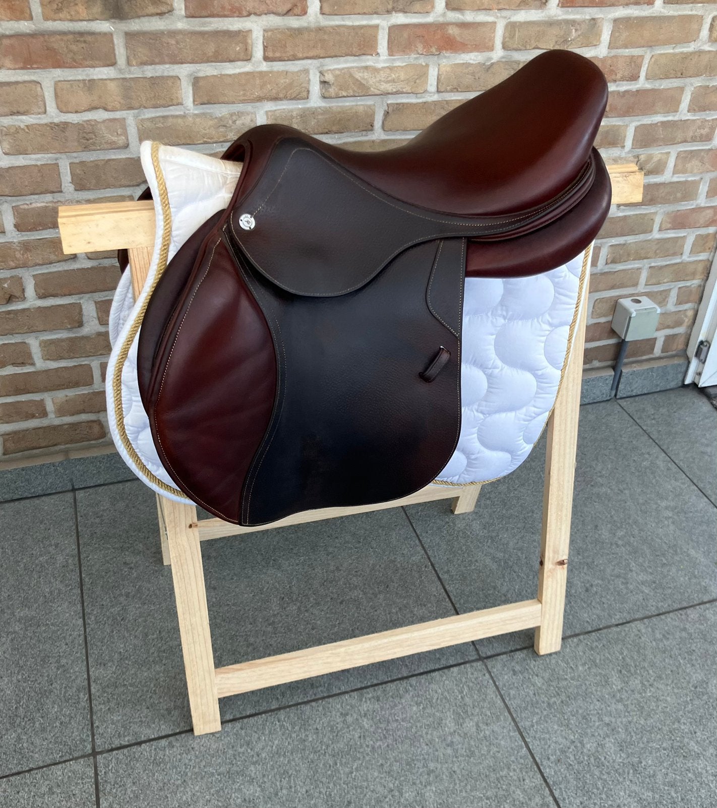 Springzadel CWD optim 17,5 inch, Dieren en Toebehoren, Ophalen of Verzenden, Zo goed als nieuw, Springen