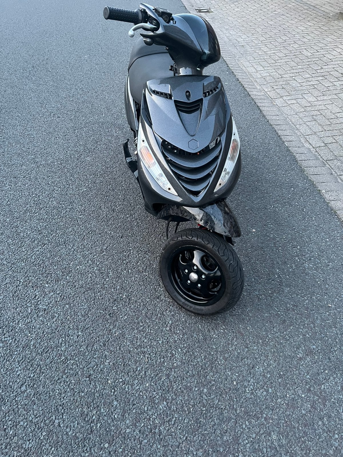 Zip 70 mk2 brom, Fietsen en Brommers, Brommeronderdelen | Scooters, Ophalen, Zo goed als nieuw, Overige typen, Piaggio