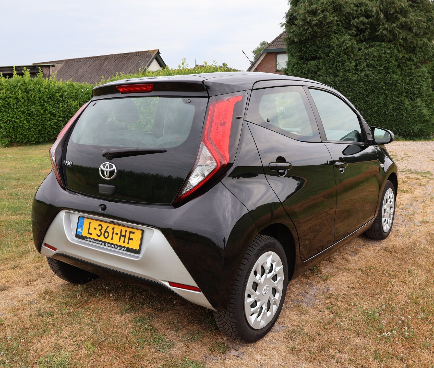 Toyota Aygo 1.0 VVT-i x-play|Parkeercamera|Carplay|Bluetooth, Voorwielaandrijving, Stof, Gebruikt, Euro 6