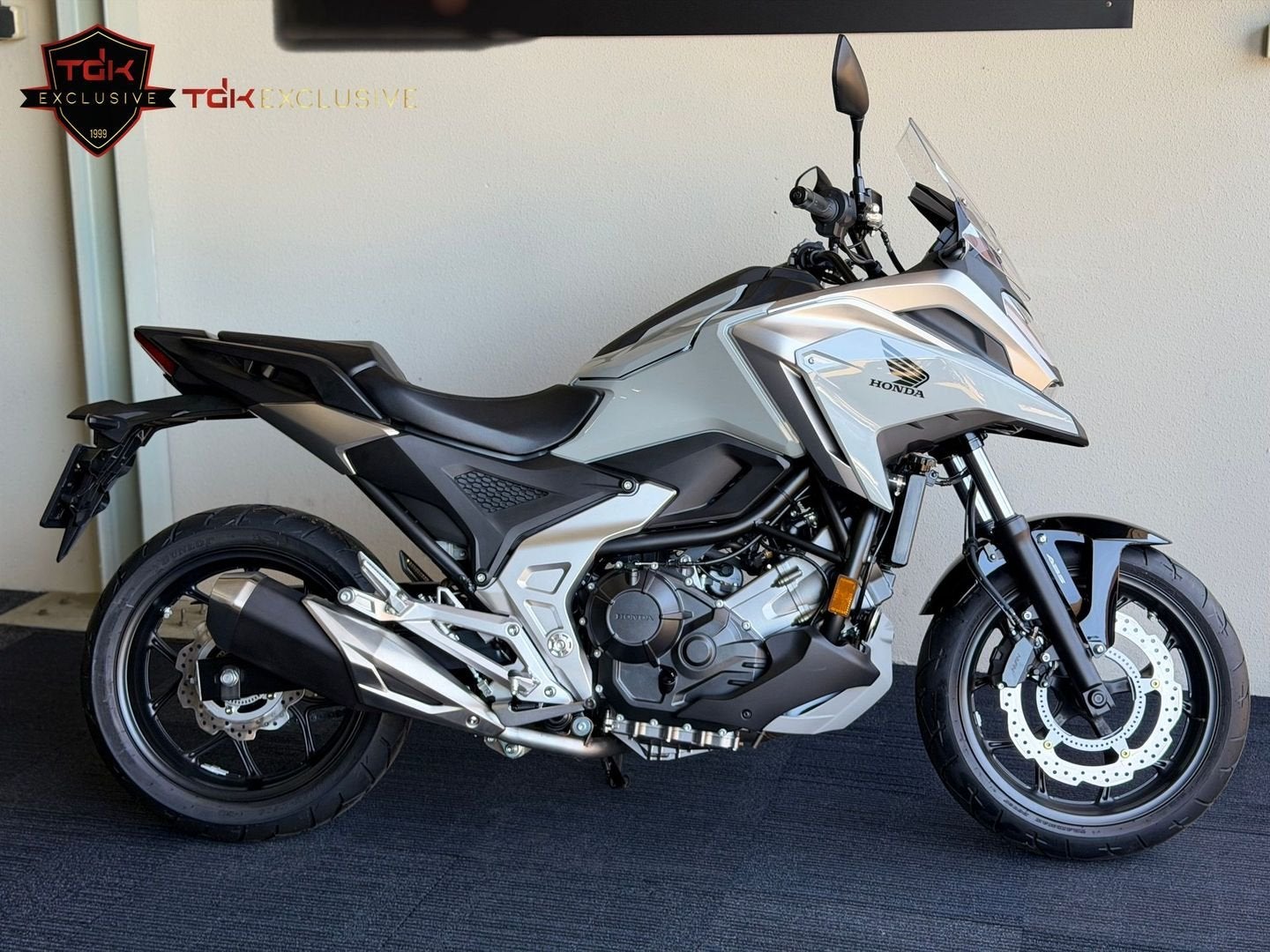 HONDA NC 750 X NIEUW 0KM BTW NC750X (GEEN 700 DCT), 2 cilinders, 745 cc, Bedrijf, Meer dan 35 kW