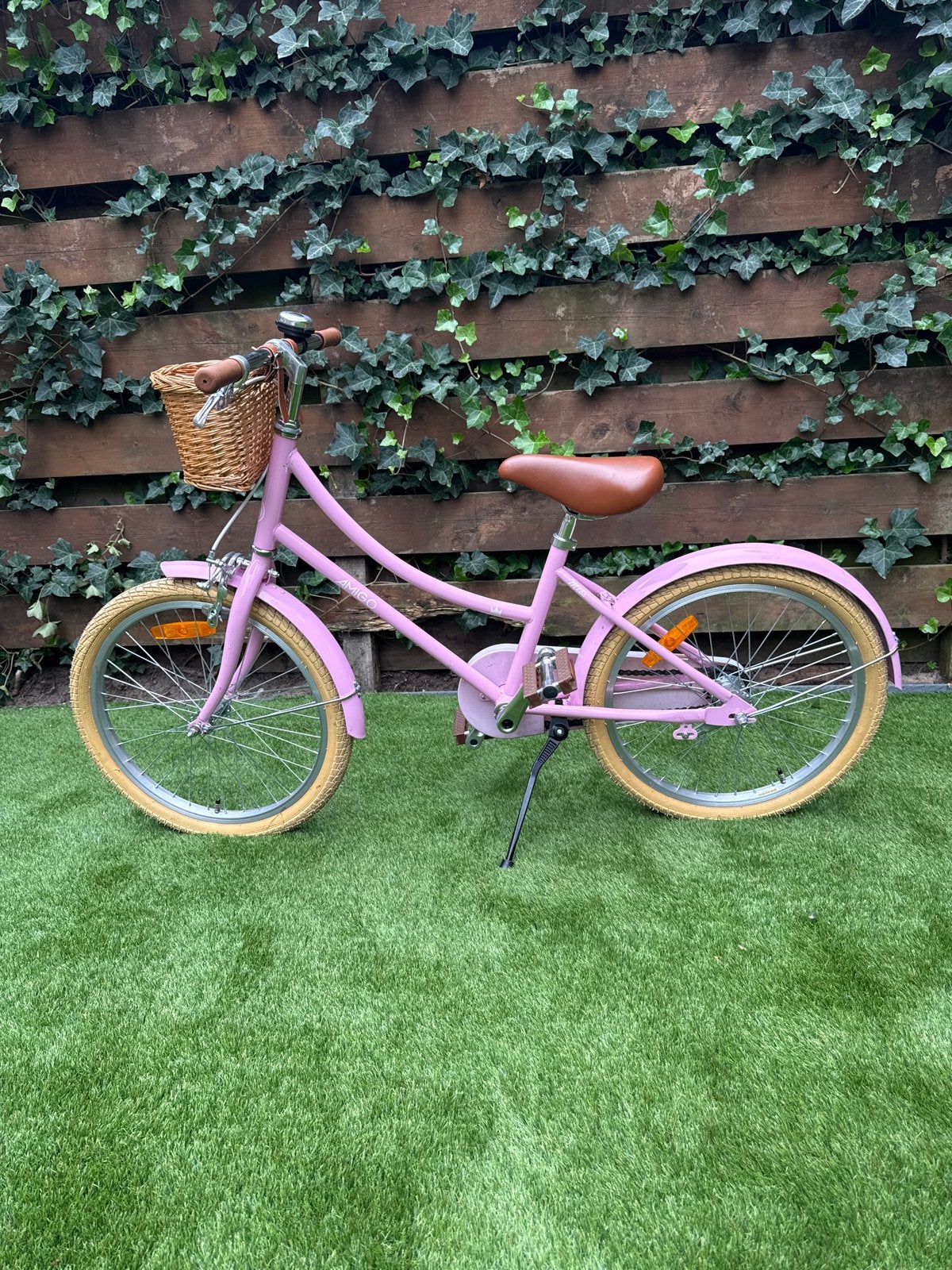 Miss Amigo 20 inch meisjesfiets met mandje, Ophalen, Gebruikt, Terugtraprem, 16 tot 20 inch