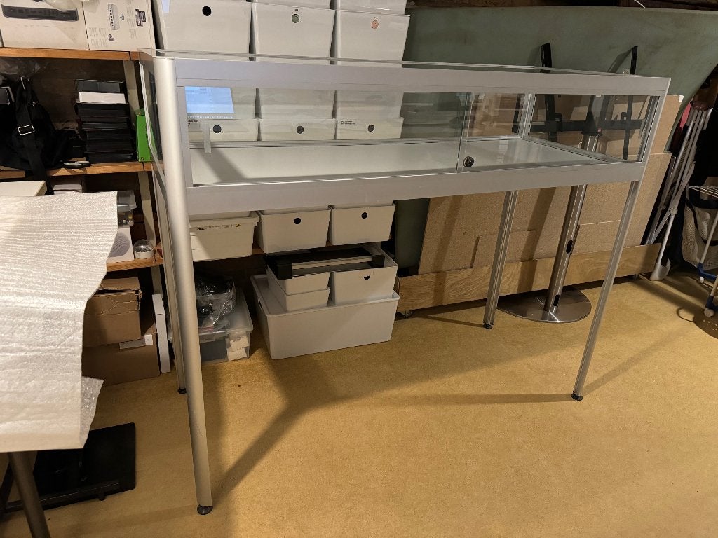Tafelvitrine / display - museale uitstraling, Ophalen, Met deur(en), 100 tot 150 cm, 100 tot 150 cm