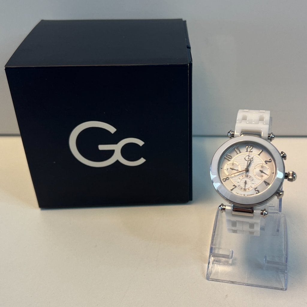 Guess Collection Sport Chic Y65004L1MF Dameshorloge Wit | ZG, Guess, Zo goed als nieuw, Support@guess.com, 1444 South Alameda St
Los Angeles, CA 90021
USA