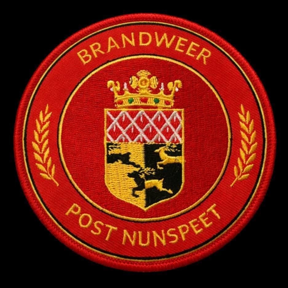 brandweer patch embleem post Nunspeet, Verzamelen, Ophalen of Verzenden, Landmacht, Nederland, Embleem of Badge