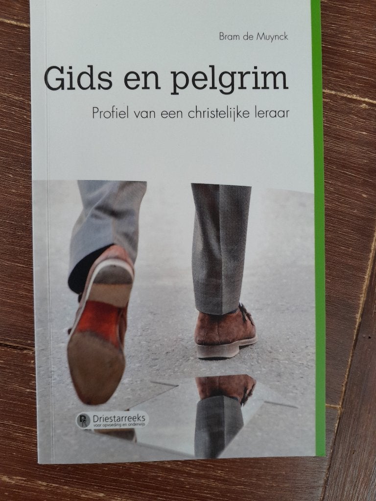 Gids en pelgrim door Bram de Muynck, Zo goed als nieuw, Bram de Muynck, Alpha, HBO