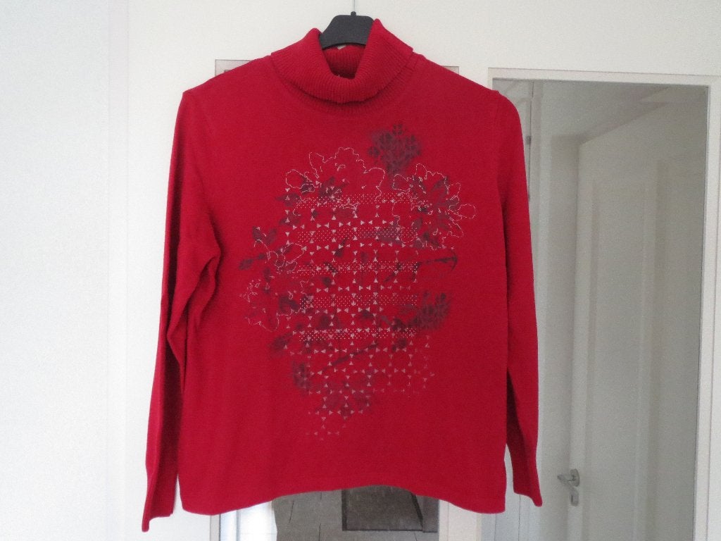 Rode coltrui met print aan de voorzijde   Maat 42, Ophalen of Verzenden, Gedragen, Maat 42/44 (L), Rood