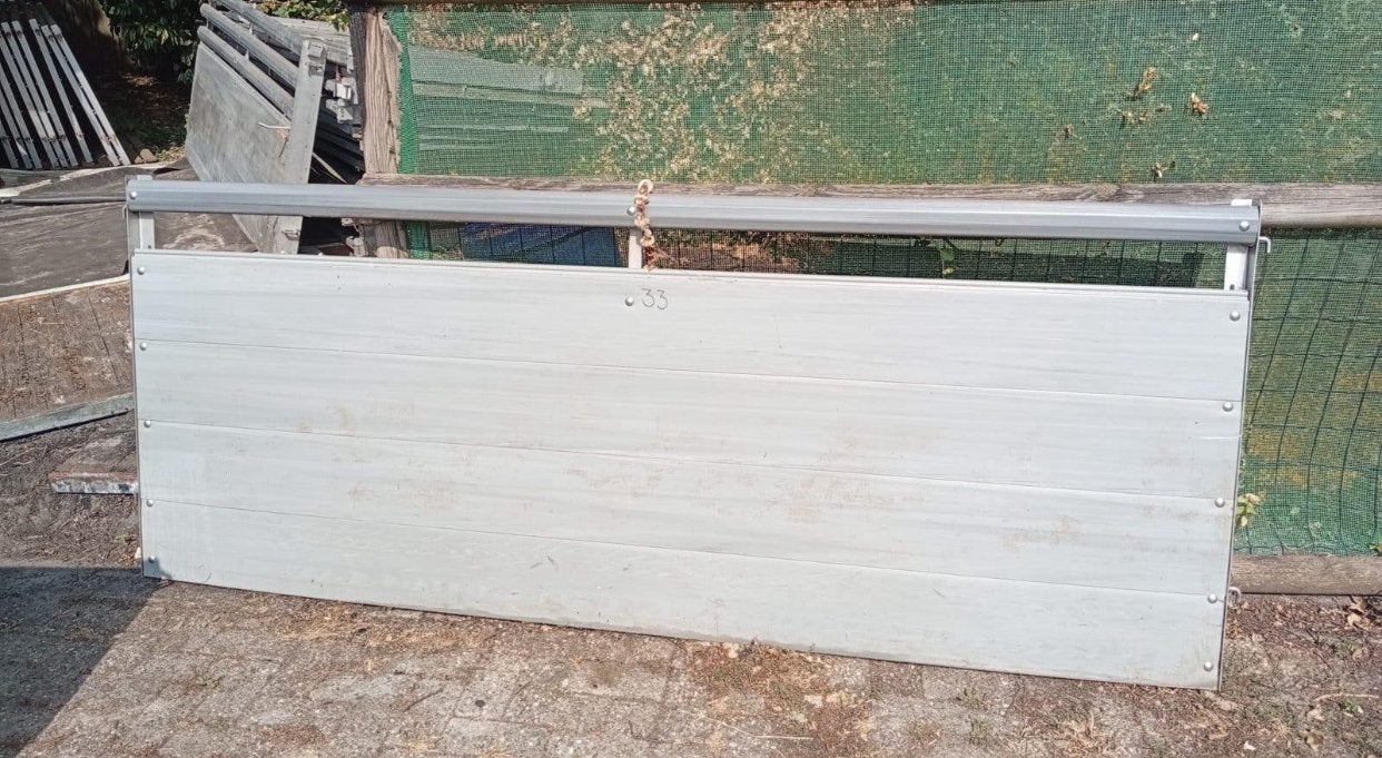 Kunststof + aluminium schotten voor varkens, schapen, geiten, Meerdere dieren, Varken