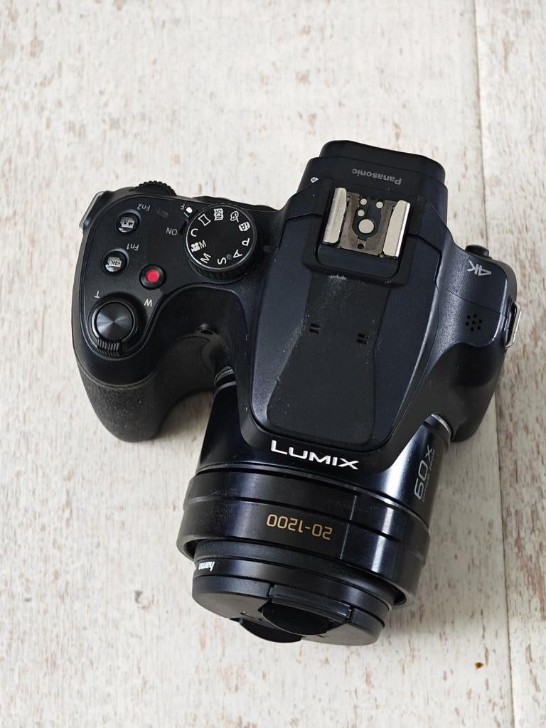 Panasonic Lumix DC-FZ82 4K Camera - Kleine krasjes, Audio, Tv en Foto, Fotocamera's Digitaal, Gebruikt, Compact, Ophalen of Verzenden
