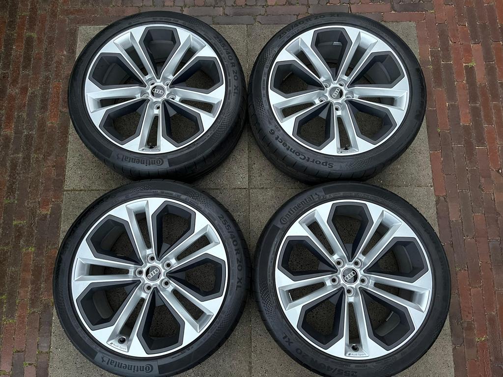 Originele Audi sport Q3 SQ3 20 inch 5x112 continental 2023, Ophalen, Audi, Gebruikt, 255 mm