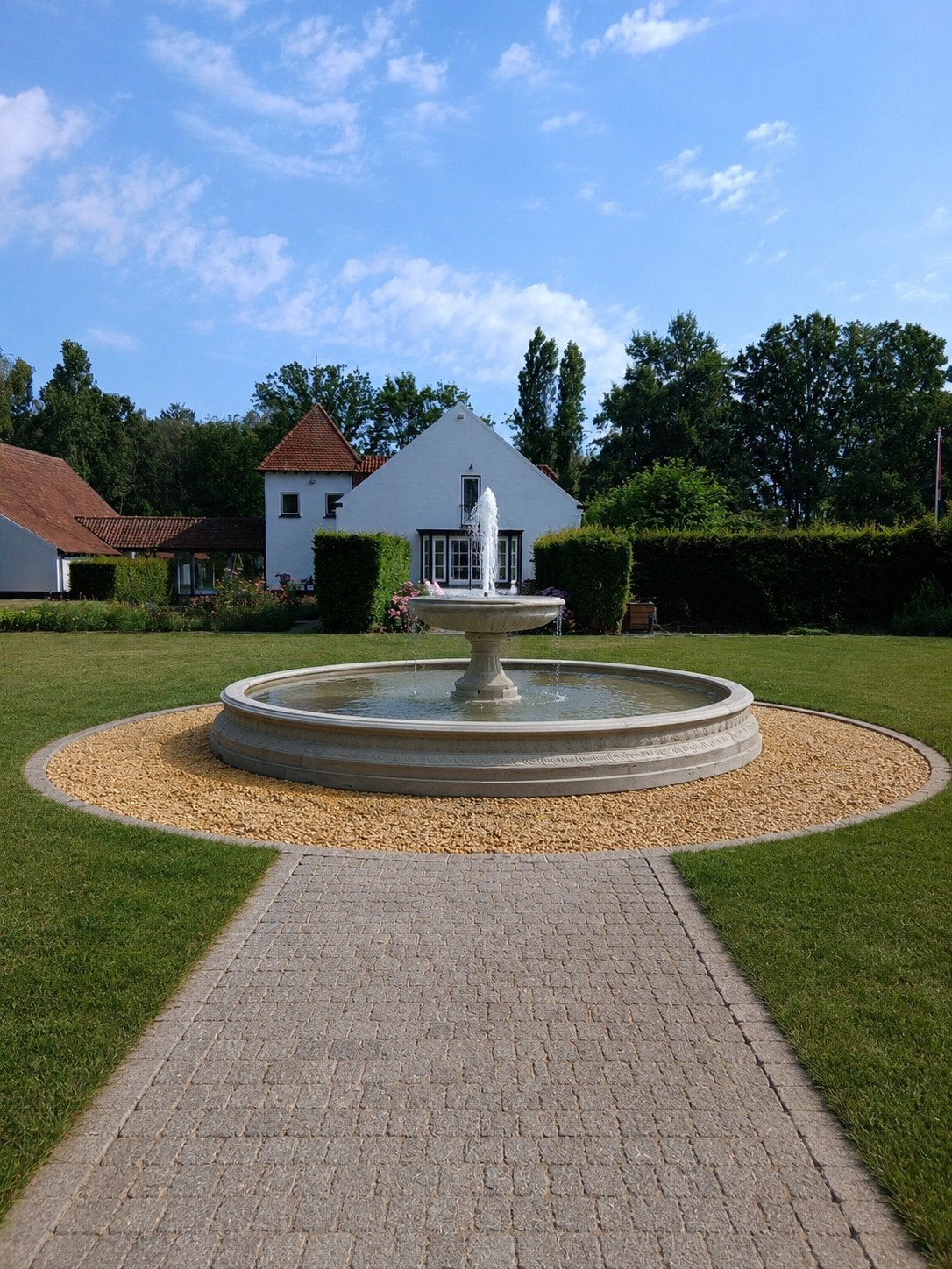 Mega fonteinrand met waterfontein, Tuin en Terras, Waterpartijen en Fonteinen, Ophalen, Nieuw, Beton, Fontein