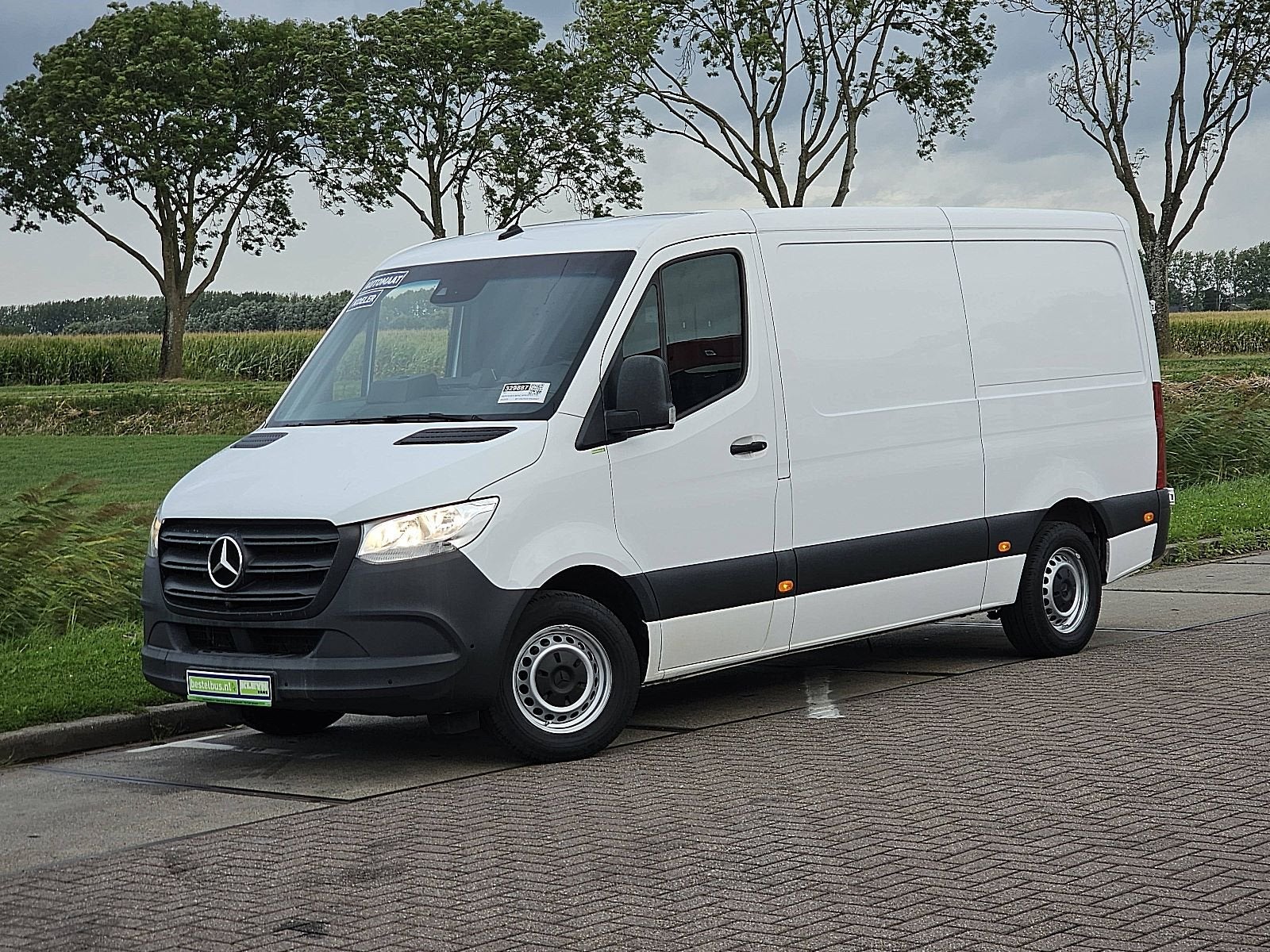 Mercedes-Benz Sprinter 315 1.9 CDI L2H1 RWD Koeler carrier,, Auto's, Automaat, Gebruikt, Zwart, 4 cilinders