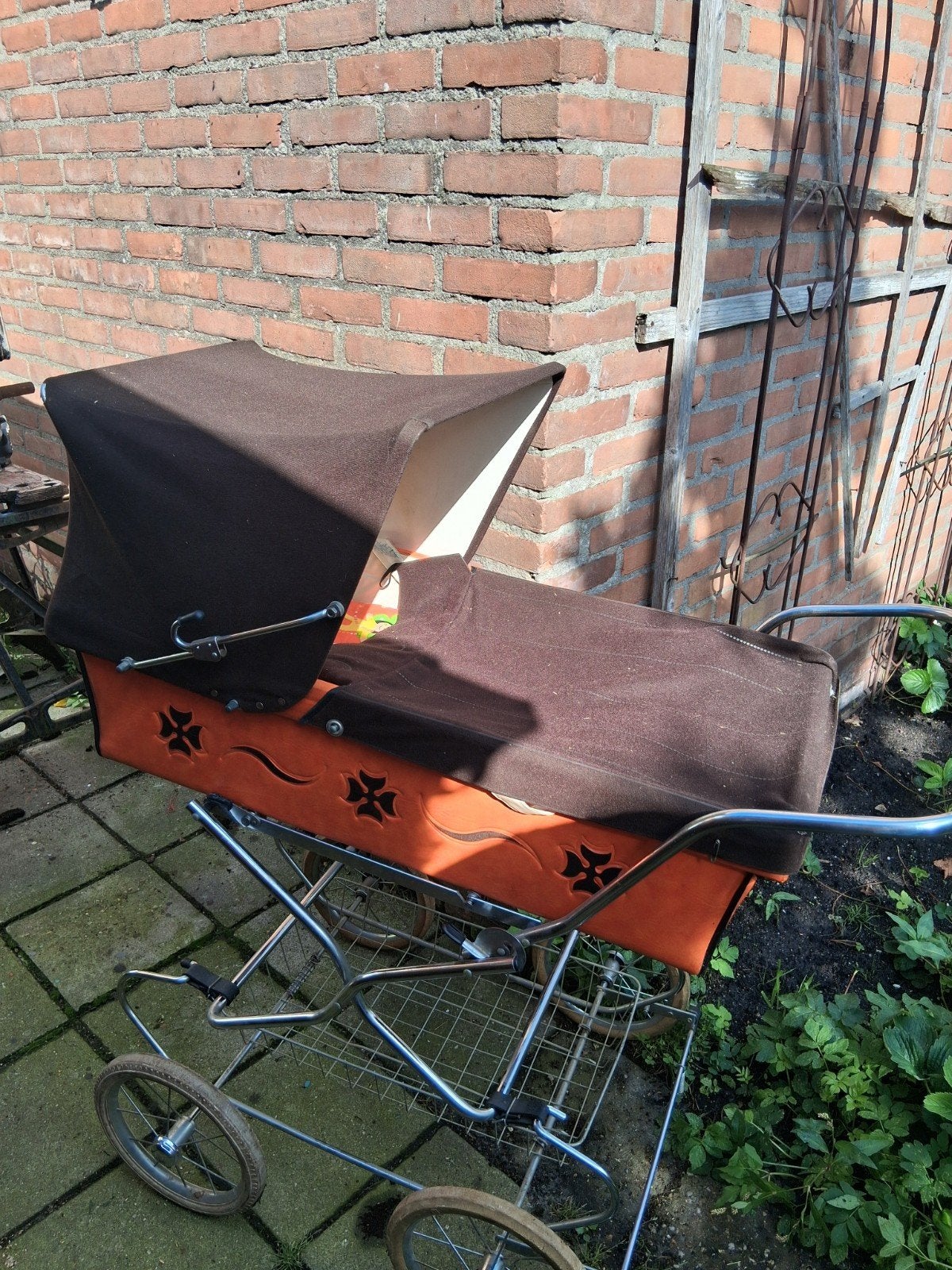 kinderwagen  en aankleedkussen jaren 70, Ophalen, Gebruikt, Overige merken