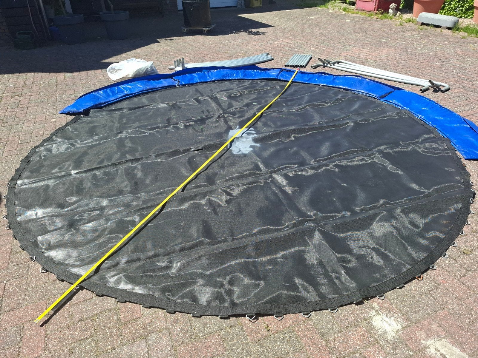 Trampoline met blauwe rand  zgan, Ophalen, Zo goed als nieuw