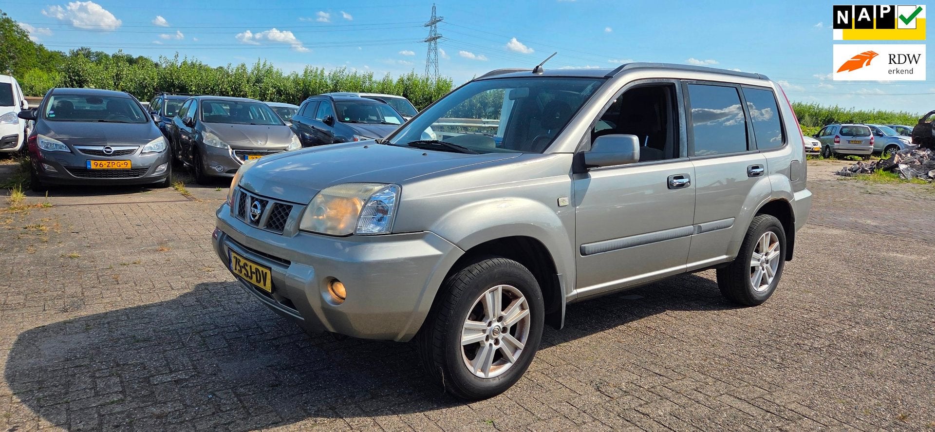 Nissan X-Trail 2.0 Comfort 2wd Airco, Auto's, Voorwielaandrijving, Gebruikt, 4 cilinders, Handgeschakeld