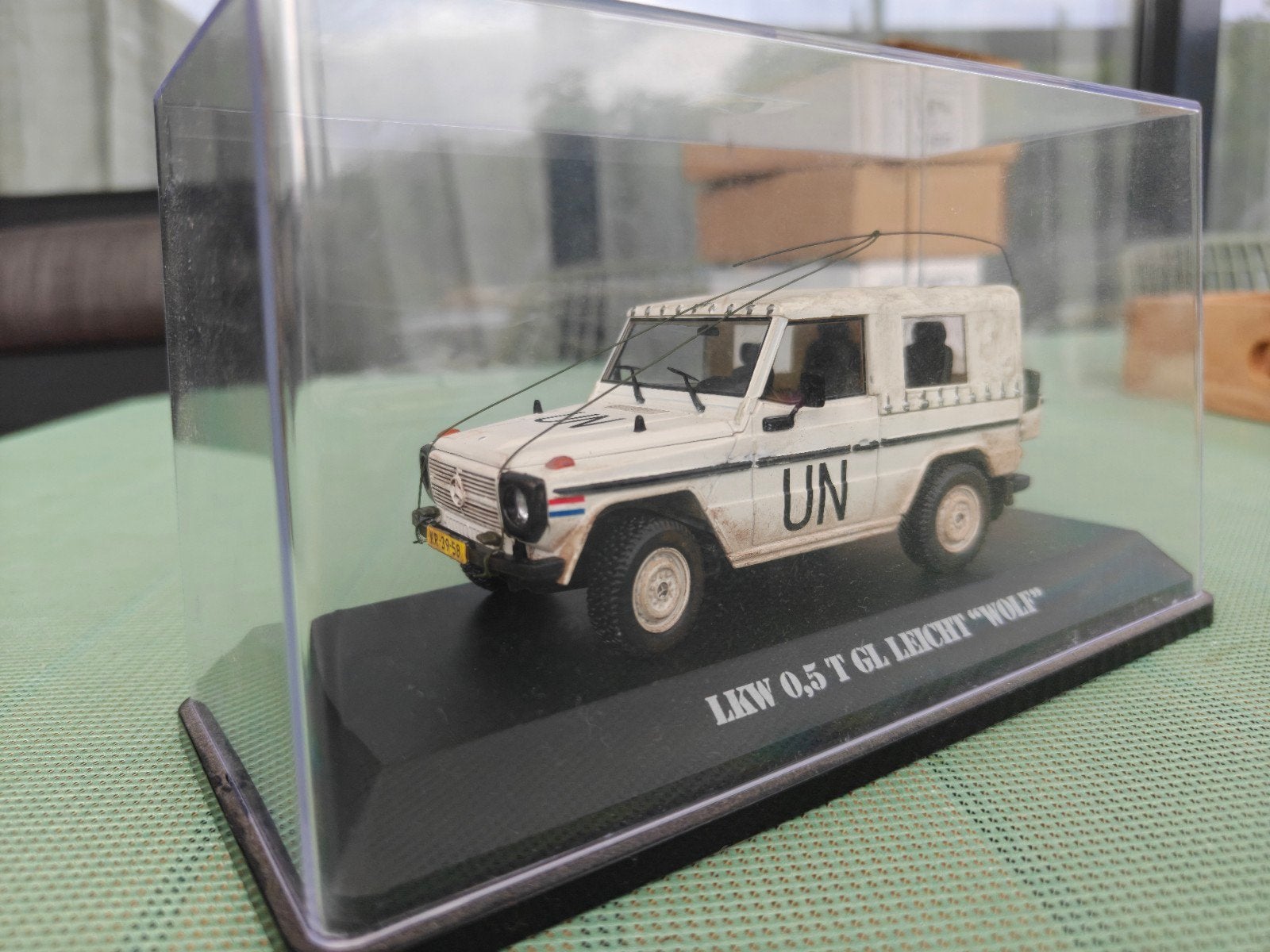 Mercedes-Benz G-Klasse UN Nederlandse Landmacht, Hobby en Vrije tijd, Modelauto's | 1:32, Ophalen of Verzenden, Zo goed als nieuw