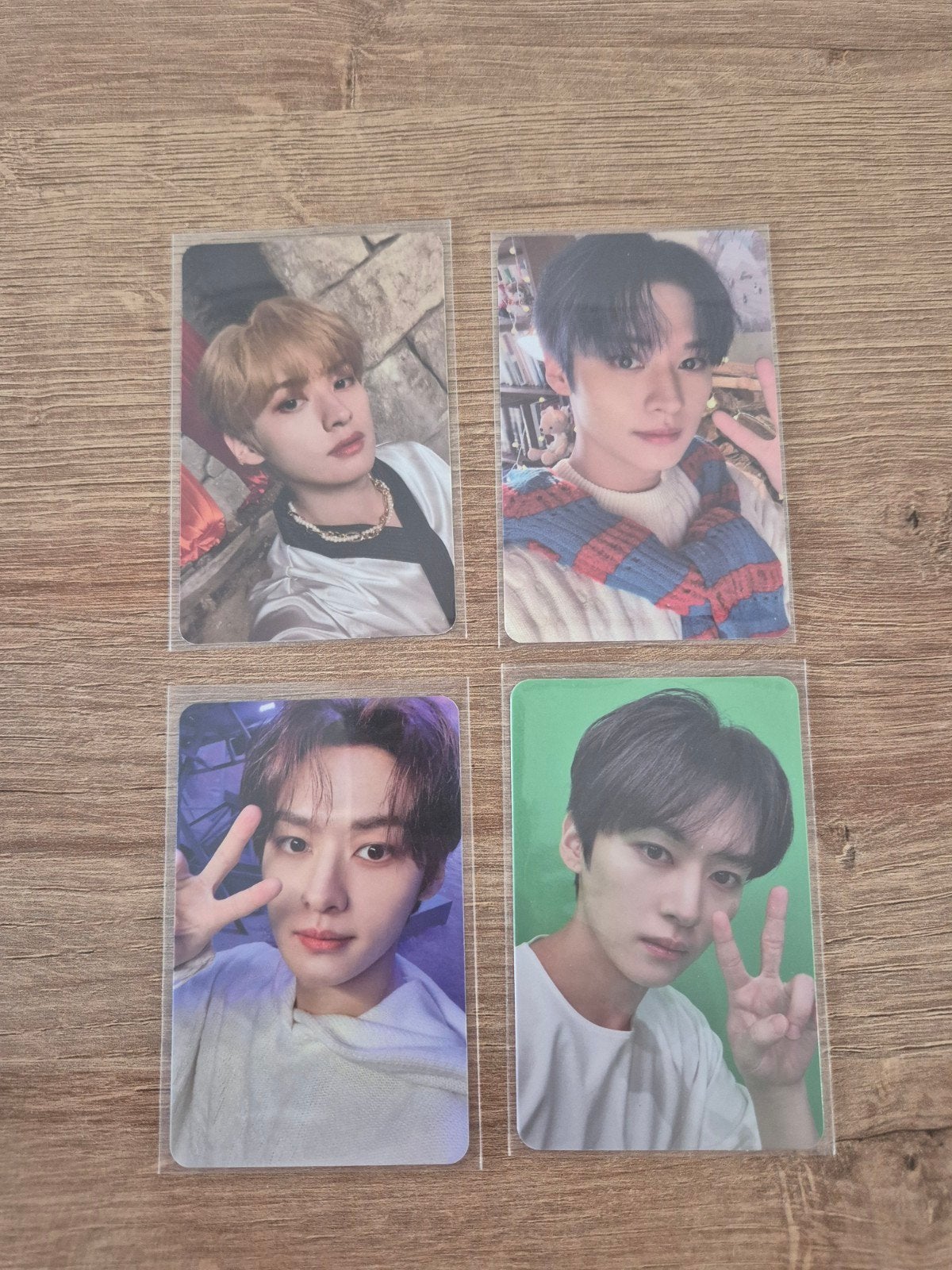 Stray kids leeknow photocards, Ophalen of Verzenden, Plaatje