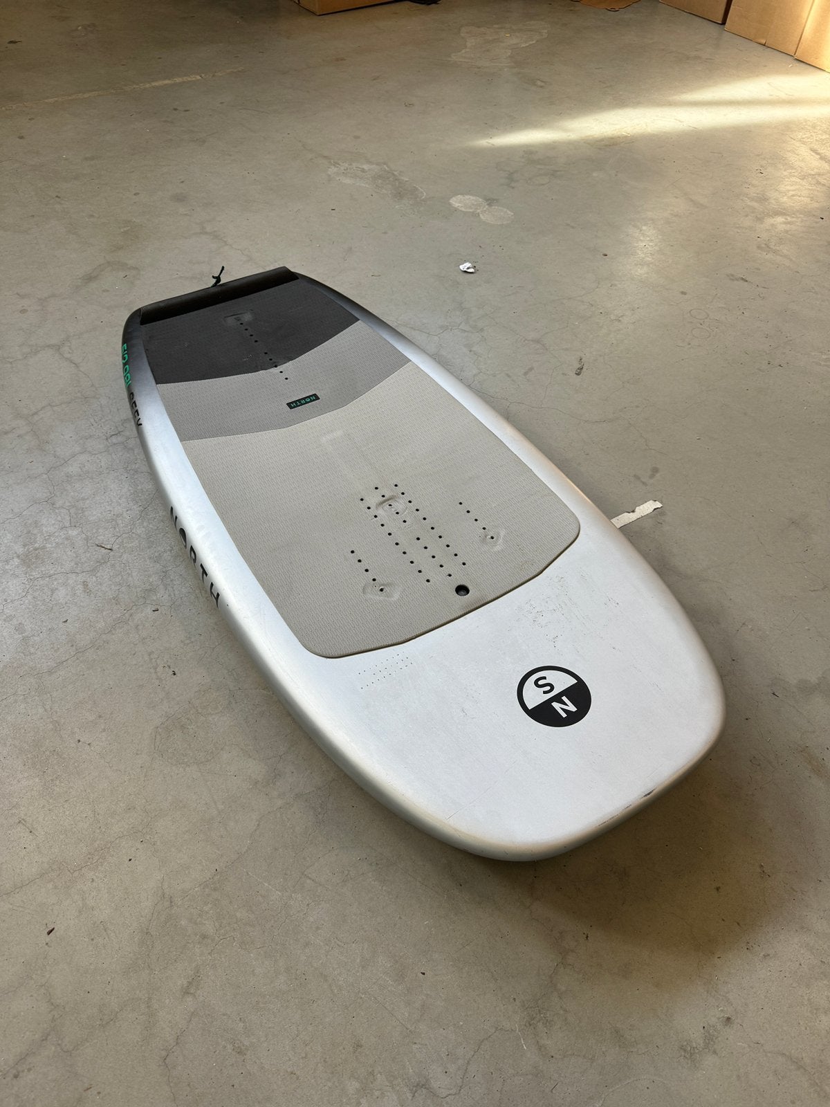 North Seek Wingfoil board tekoop, Ophalen, Zo goed als nieuw