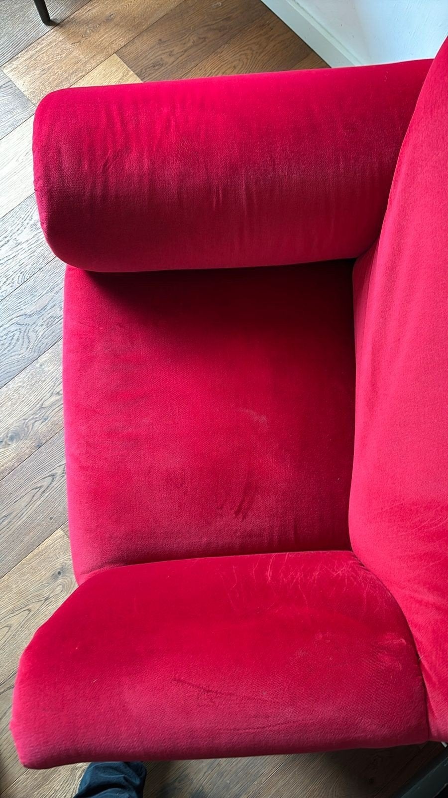 Bretz Gaudi stoel - Rode fluwelen fauteuil gezocht, Huis en Inrichting, Ophalen, Gebruikt, Design, Modern, Gaudi, Rood