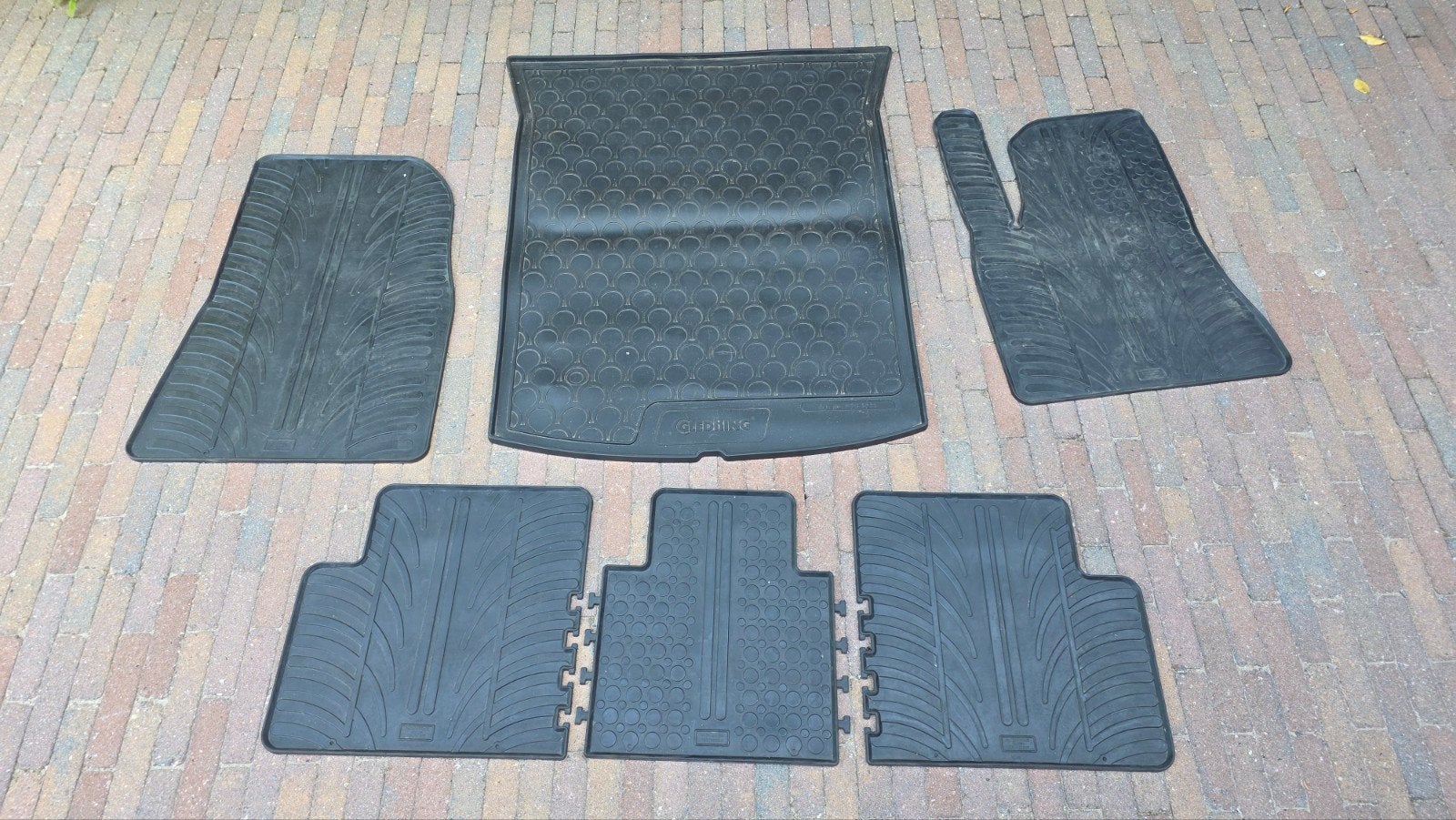 Rubber matten set Tesla Model 3 - 2022, Ophalen of Verzenden, Zo goed als nieuw